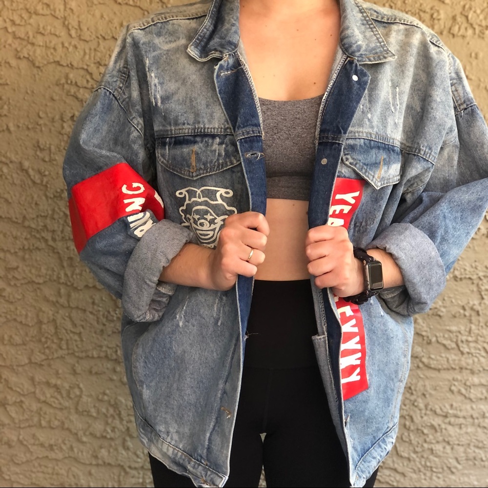 Oversized denim jacket - Picture 2 of 5